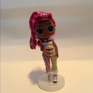 L.O.L. Surprise! Doll with Pink Hair and Yellow Outfit
